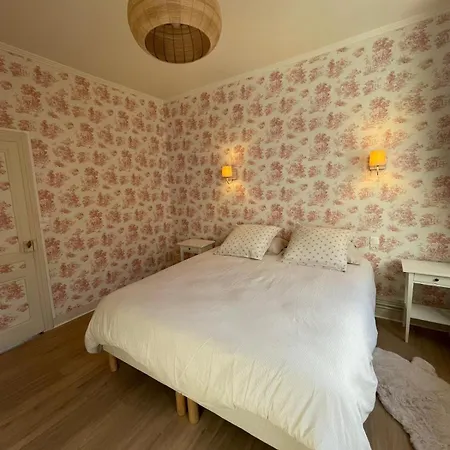 Comfort With Garden Semesterbostad